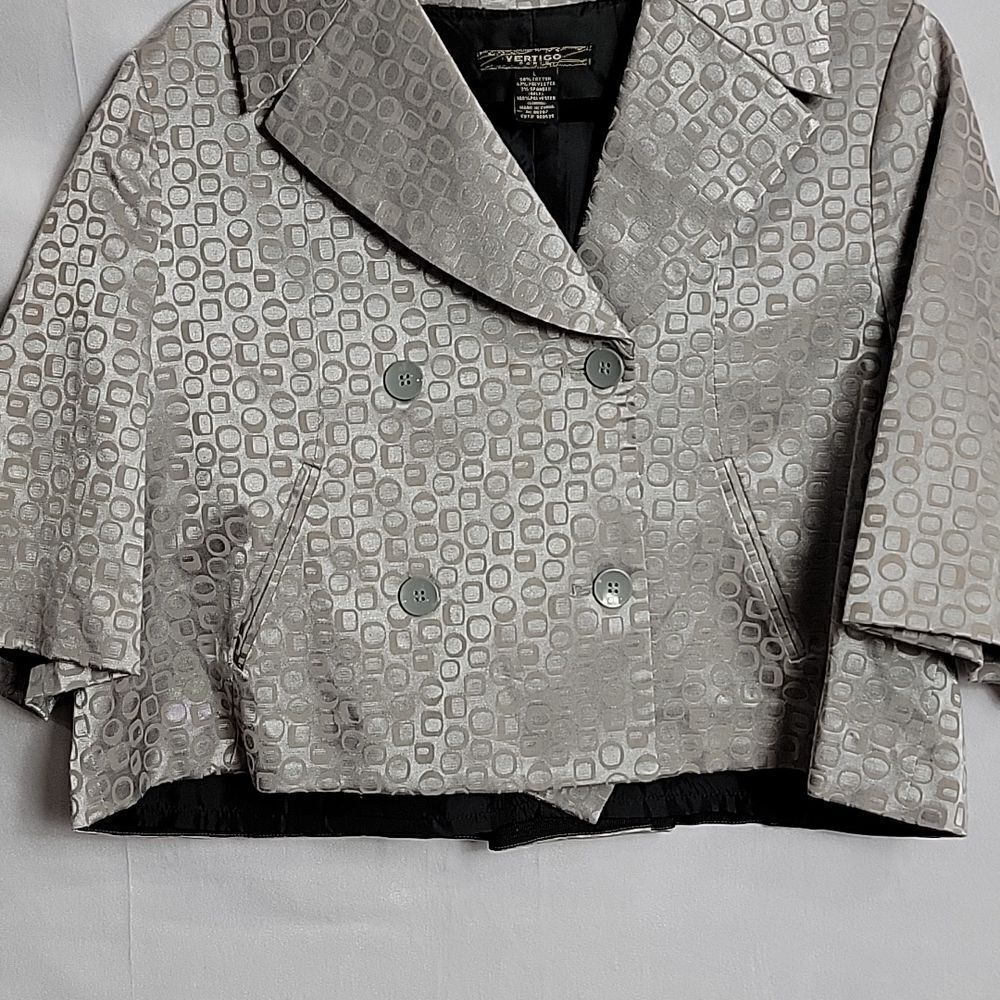 VERTIGO PARIS.. cropped gray/silvery jacket.. - Picture 2 of 12